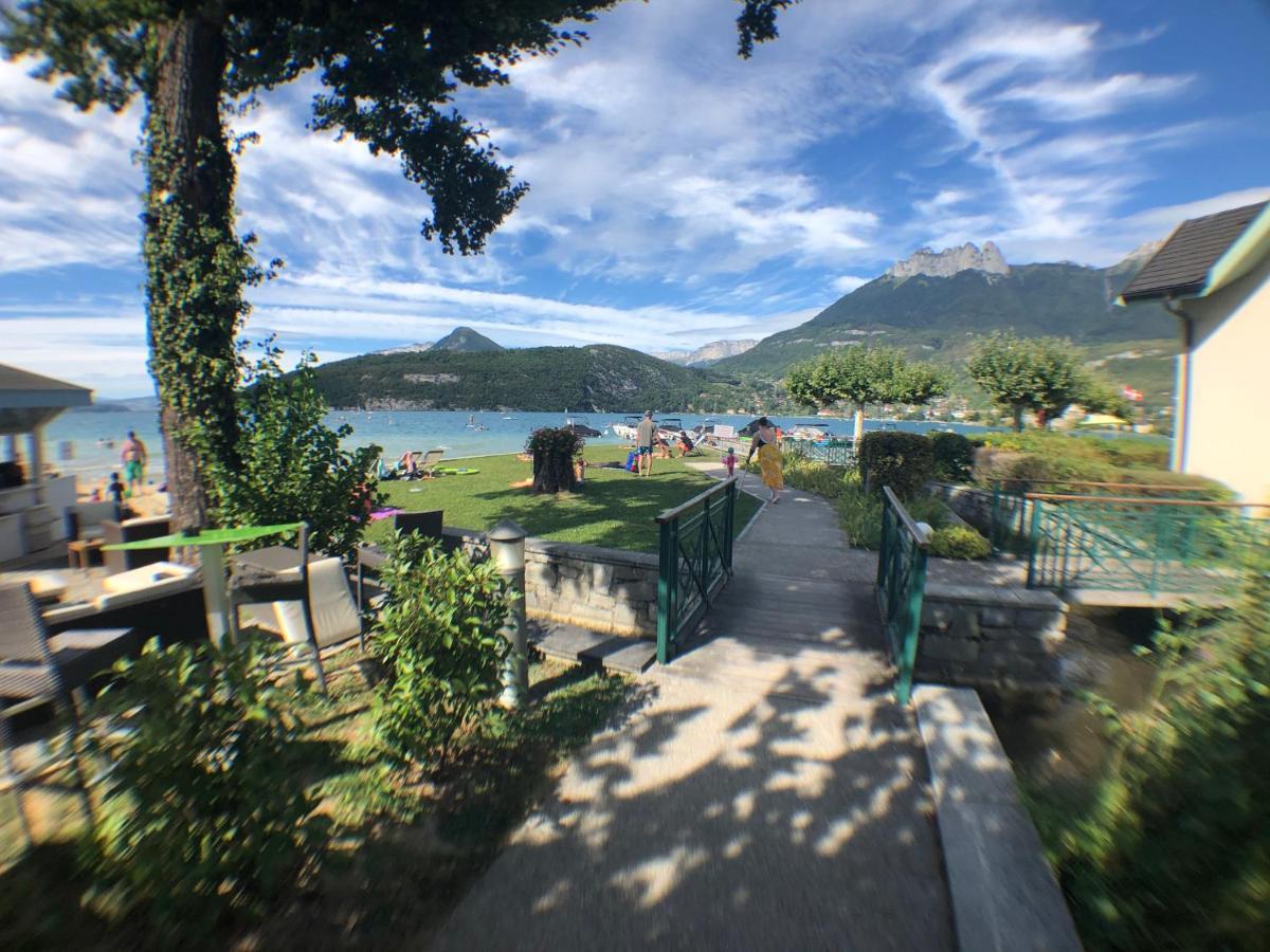 Logement Atypique Avec Vue Unique Panoramique Sur Le Lac D'Annecy, Dans Une Residence Avec Plage Et Ponton Privee Sur La Commune De Duingt Exterior foto