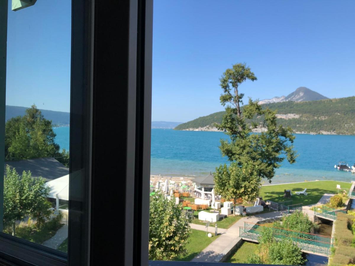 Logement Atypique Avec Vue Unique Panoramique Sur Le Lac D'Annecy, Dans Une Residence Avec Plage Et Ponton Privee Sur La Commune De Duingt Exterior foto
