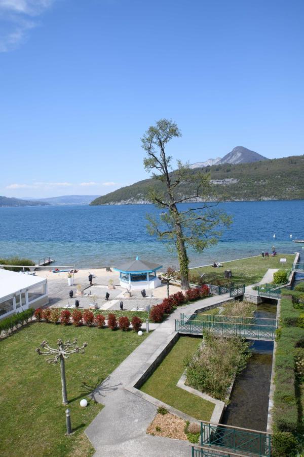Logement Atypique Avec Vue Unique Panoramique Sur Le Lac D'Annecy, Dans Une Residence Avec Plage Et Ponton Privee Sur La Commune De Duingt Exterior foto